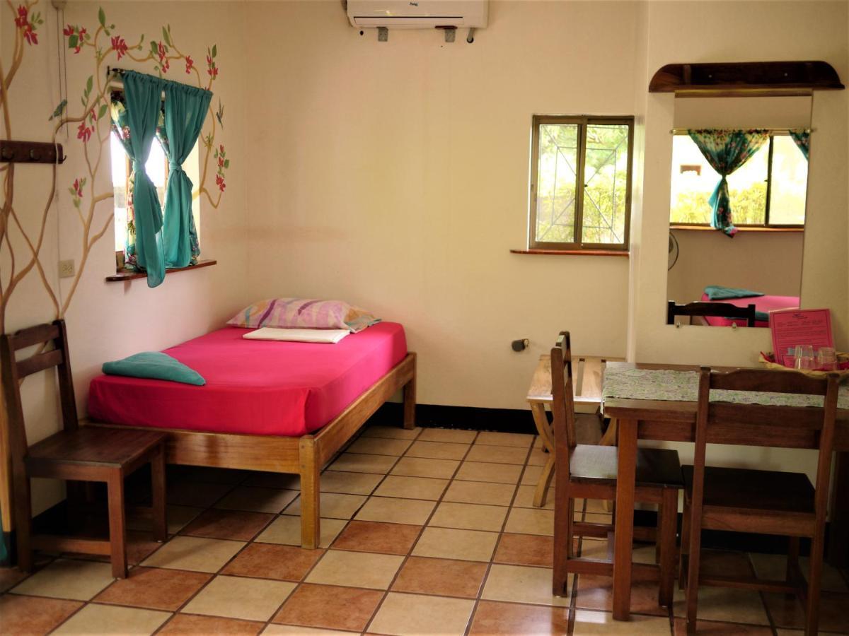 Hospedaje Soma Moyogalpa Exterior photo